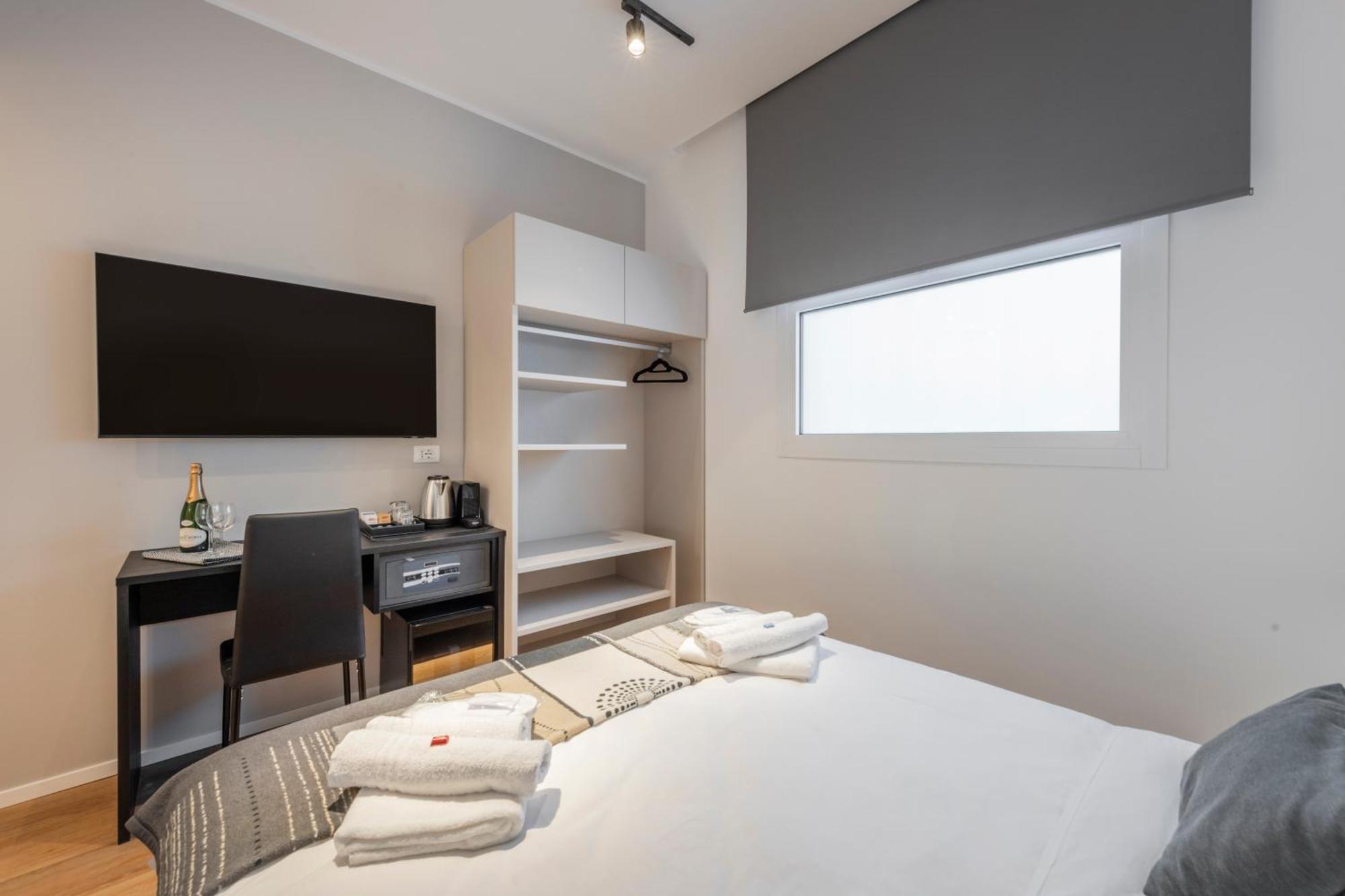 Bnbutler - Inbrera Suites - Giulianova, 1 มิลาน ภายนอก รูปภาพ
