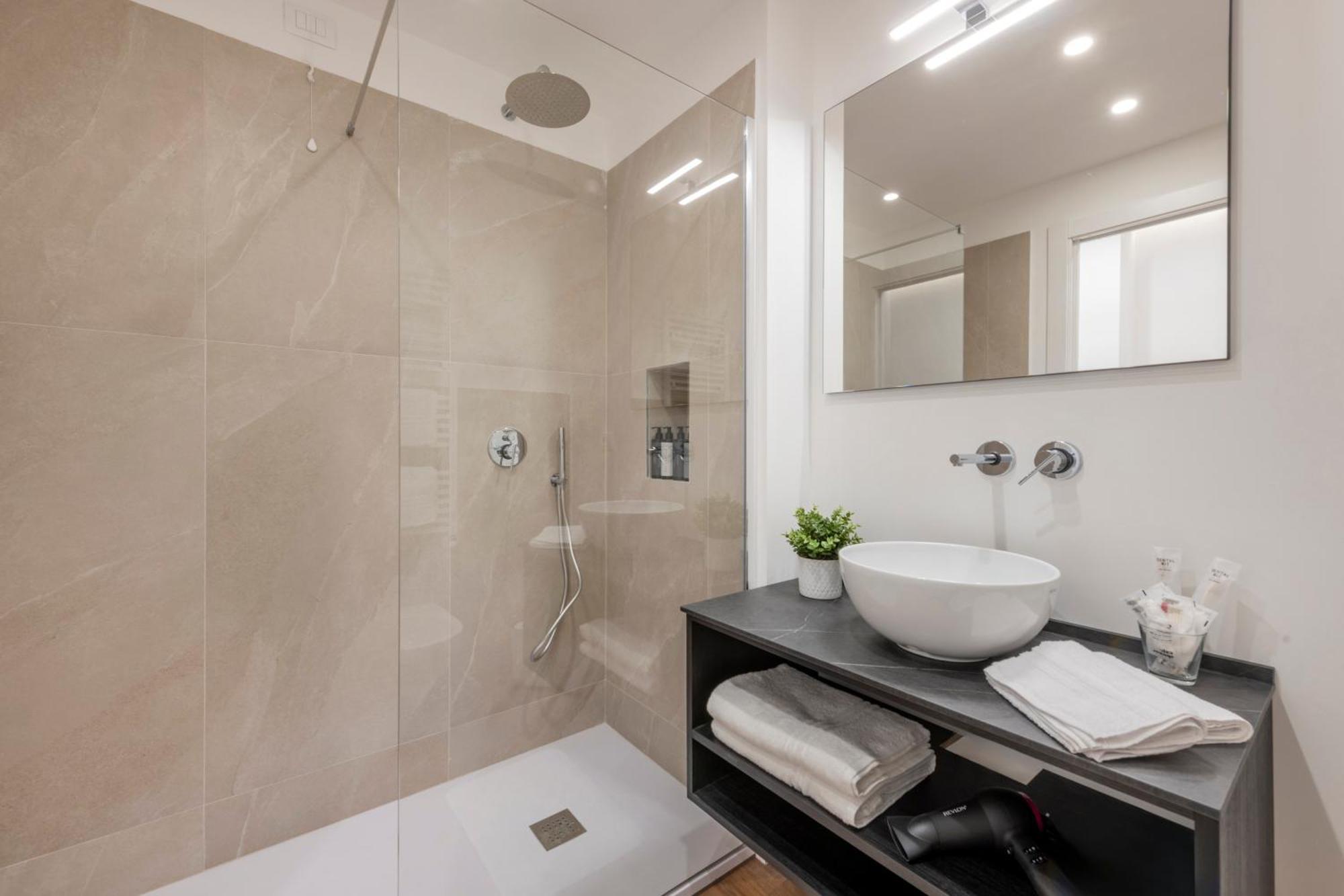 Bnbutler - Inbrera Suites - Giulianova, 1 มิลาน ภายนอก รูปภาพ
