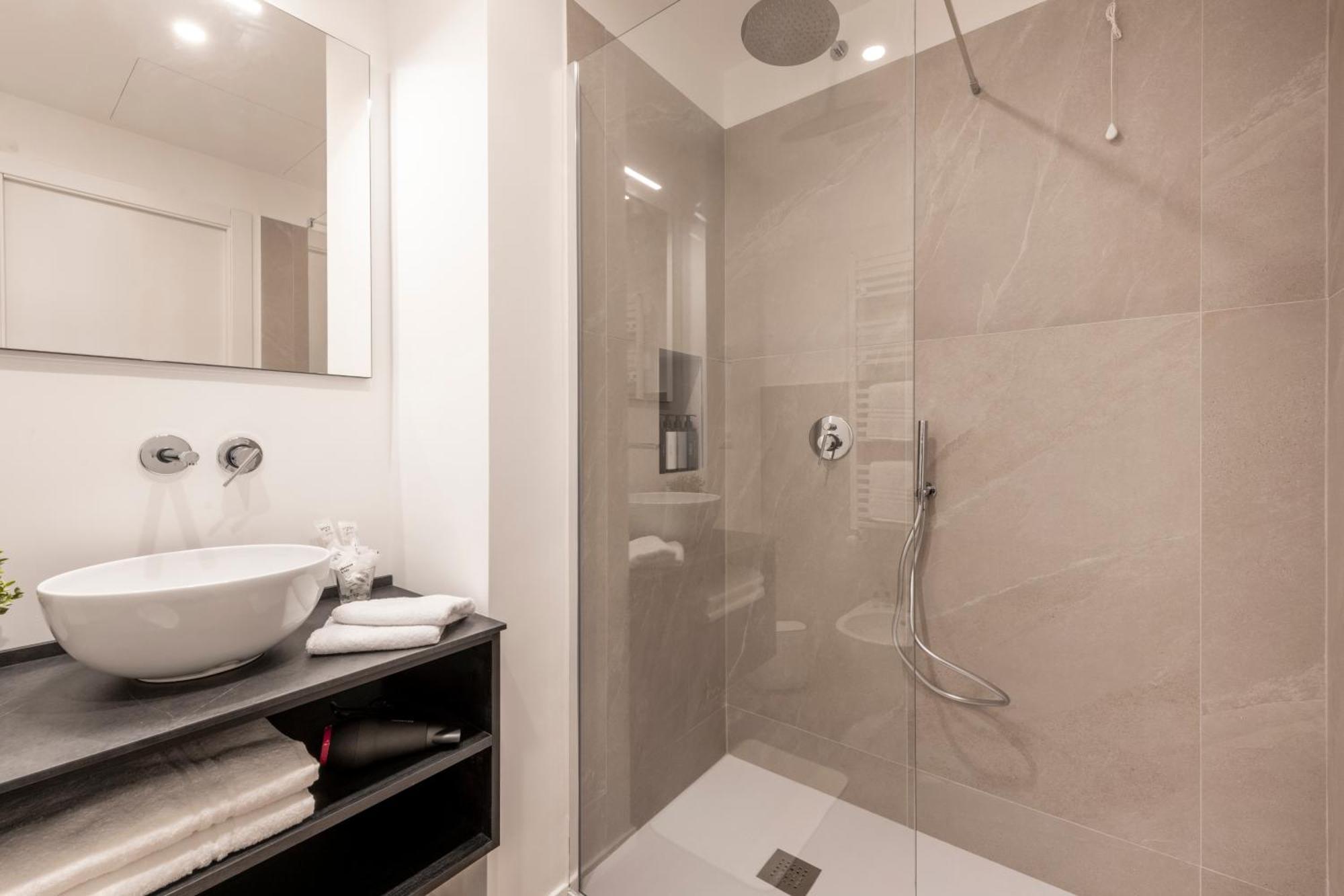 Bnbutler - Inbrera Suites - Giulianova, 1 มิลาน ภายนอก รูปภาพ